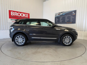 2012 Land Rover Range Rover Evoque 2.2 Sd4 Prestige Auto 4WD Euro 5 5dr in Brown — image 3
