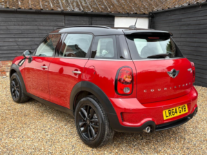 2014 MINI Countryman 2.0 Cooper Sd Euro 5 (s/s) 5dr in Red — image 4