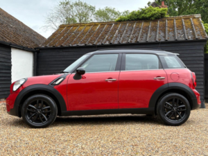 2014 MINI Countryman 2.0 Cooper Sd Euro 5 (s/s) 5dr in Red — image 5