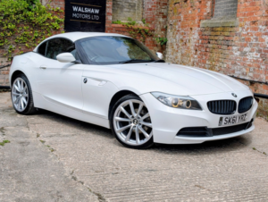2011 BMW Z4 2.5 Z4 Sdrive23i Highline Edition in White — image 4