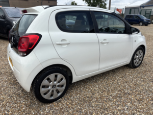 2015 Citroen C1 1.0 Vti Feel Airscape in White — image 3