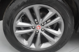 2020 Jaguar E-Pace 2.0 D180 R-Dynamic S Auto AWD Euro 6 (s/s) 5dr in Black — image 6