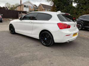 2016 BMW 1 Series 2.0 118d Se 3-Door Automatic in White — image 6