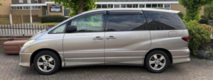 2010 Toyota Estima Aeras G in Other — image 2