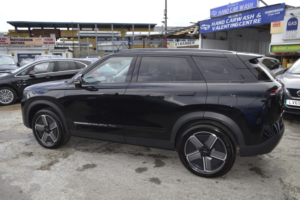2025 Jaecoo 7 1.5 T Shs 18.3kwh Luxury in Black — image 5