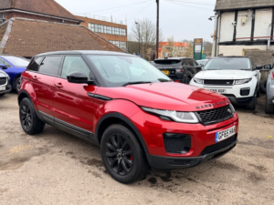 2015 Land Rover Range Rover Evoque Td4 Se in Red — image 6