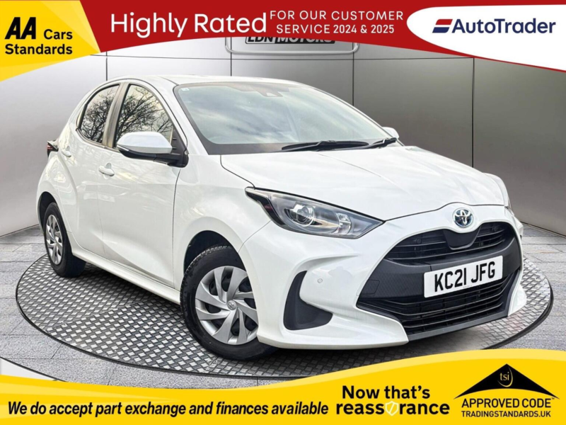 2021 Toyota Yaris 1.5 Vvt-H Excel E-CVT Euro 6 (s/s) 5dr in White — image 1