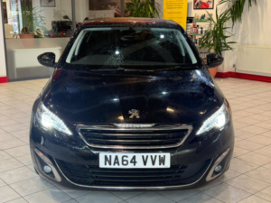 2014 Peugeot 308 1.6 E-Hdi Feline in Black — image 2