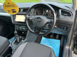 2017 Volkswagen Tiguan 1.4 Tsi Se Navigation in Grey — image 6