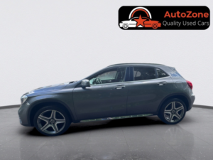 2018 Mercedes-Benz Gla 1.6 Gla200 Amg Line in Grey — image 4