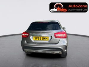 2018 Mercedes-Benz Gla 1.6 Gla200 Amg Line in Grey — image 6