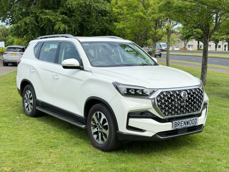 2021 Ssangyong Rexton 2.2d Ventura SUV 5dr Diesel T-Tronic 4WD Euro 6 (202 Ps) in White — image 1