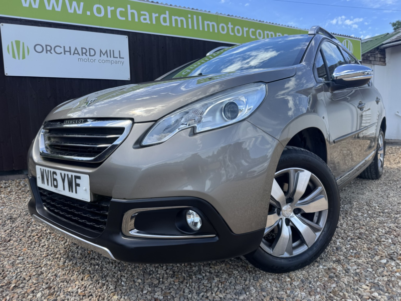 2016 Peugeot 2008 1.2 Puretech Allure in Grey — image 1