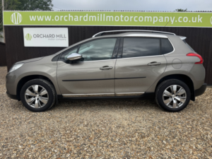 2016 Peugeot 2008 1.2 Puretech Allure in Grey — image 3