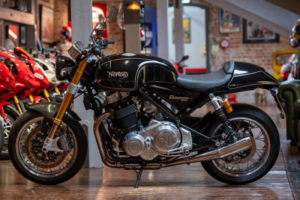 2024 Norton Commando 961 *sp Model - One Owner* in Black — image 3