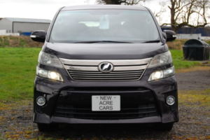 2014 Toyota Vellfire 2.4 Z Camper Converted in Purple — image 2