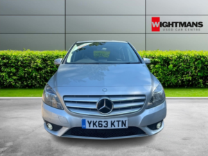 2013 Mercedes-Benz B Class 1.8 B180 Cdi Blueefficiency Se in Silver — image 2
