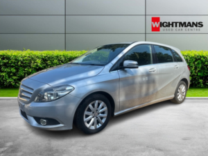 2013 Mercedes-Benz B Class 1.8 B180 Cdi Blueefficiency Se in Silver — image 3