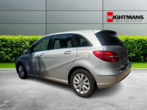 2013 Mercedes-Benz B Class 1.8 B180 Cdi Blueefficiency Se in Silver — image 5