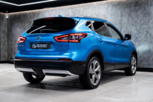 2018 Nissan Qashqai 1.3 Dig-T Tekna Euro 6 (s/s) 5dr in Blue — image 3
