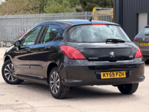 2010 Peugeot 308 1.6 Vti S 5dr in Black — image 3