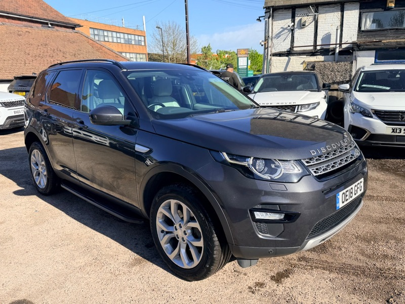 2018 Land Rover Discovery Sport Td4 Hse in Grey — image 1