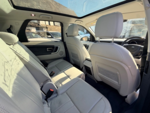 2018 Land Rover Discovery Sport Td4 Hse in Grey — image 5