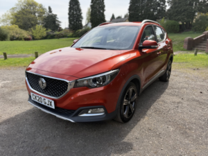 2020 MG MG Zs 1.5 Vti-Tech Exclusive in Orange — image 6