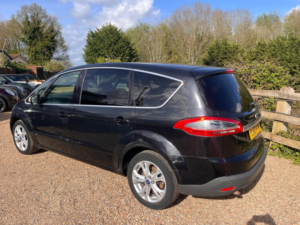 2010 Ford S-Max 2.0 Tdci Titanium Euro 5 5dr in Black — image 5