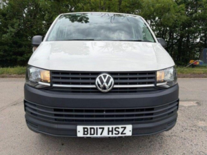 2017 Volkswagen Transporter 2.0 Tdi T30 Bluemotion Tech Startline Fwd Swb Euro 6 (s/s) 5dr in White — image 2