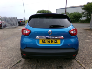 2016 Renault Captur 0.9 Dynamique S Nav Tce 90 in Blue — image 6