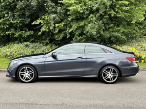 2015 Mercedes-Benz E Class 2.1 E220d Bluetec Amg Line in Grey — image 4