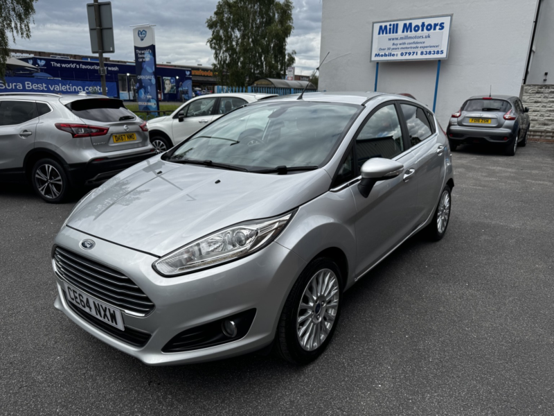 2014 Ford Fiesta 1.0 T Ecoboost Titanium in Silver — image 1