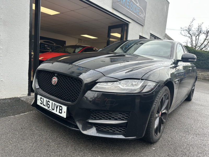 2016 Jaguar Xf 2.0 D R-Sport in Black — image 1