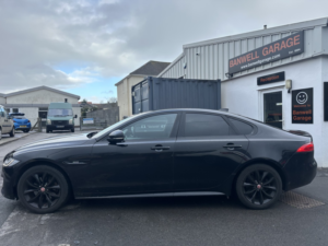 2016 Jaguar Xf 2.0 D R-Sport in Black — image 5