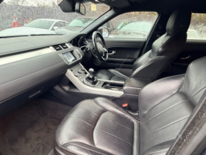 2016 Land Rover Range Rover Evoque Td4 Se Tech in Grey — image 2
