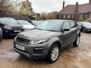 2016 Land Rover Range Rover Evoque Td4 Se Tech in Grey — image 4