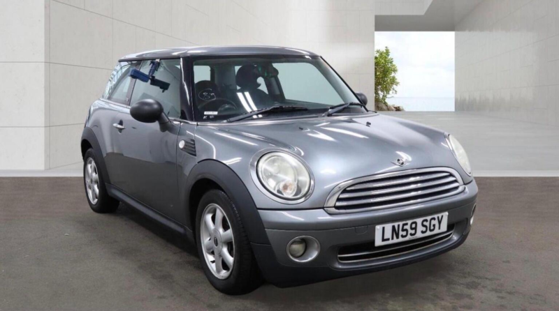 2009 MINI Hatch 1.4 One Graphite Euro 4 3dr in Silver — image 1