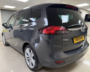 2014 Vauxhall Zafira Tourer 2.0 Cdti Sri MPV 5dr Diesel Manual Euro 5 (130 Ps) in Grey — image 3