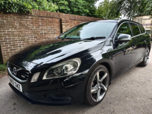2012 Volvo V60 1.6 T4 R-Design Lux Nav Powershift Euro 5 5dr in Black — image 2