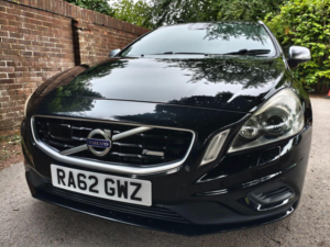 2012 Volvo V60 1.6 T4 R-Design Lux Nav Powershift Euro 5 5dr in Black — image 5