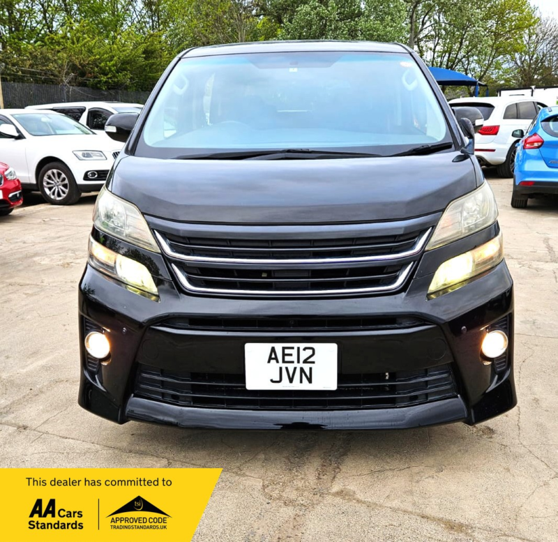 2012 Toyota Vellfire 8 Seater- 2.4l Petrol-Ulez/caz Pass-Free 42months Gold Warranty & 12 Months Aa Breakdown Cover in Black — image 1