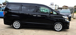2012 Toyota Vellfire 8 Seater- 2.4l Petrol-Ulez/caz Pass-Free 42months Gold Warranty & 12 Months Aa Breakdown Cover in Black — image 3