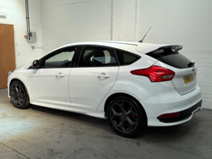 2016 Ford Focus 2.0 Tdci St-3 Euro 6 (s/s) 5dr in Not Specified — image 4