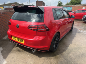 2013 Volkswagen Golf 2.0 Tsi Bluemotion Tech Gti Launch in Red — image 5