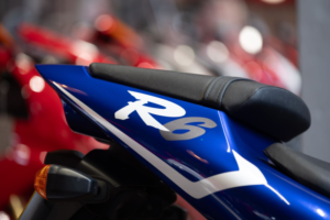 2001 Yamaha R6 *original Example - One Owner From New* in Blue — image 4