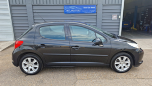 2007 Peugeot 207 1.6 16v Se in Black — image 5