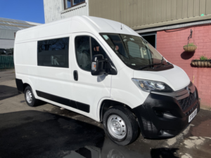 2018 Citroen Relay 2.0 Bluehdi 35 Crewcab in White — image 2