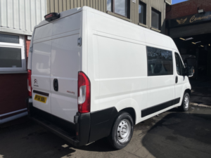 2018 Citroen Relay 2.0 Bluehdi 35 Crewcab in White — image 4