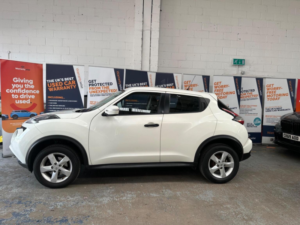 2016 Nissan Juke 1.6 Visia Euro 6 5dr in White — image 3